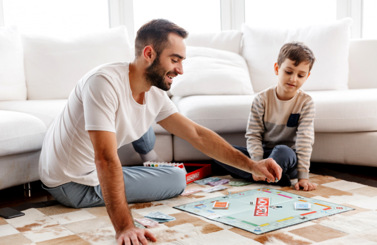 5 jeux sur l’éducation financière et la gestion d’argent pour les enfants