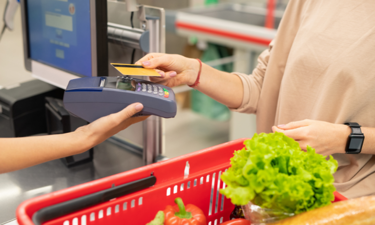 Supermarché : voici où va l’arrondi de vos achats proposé en caisse !