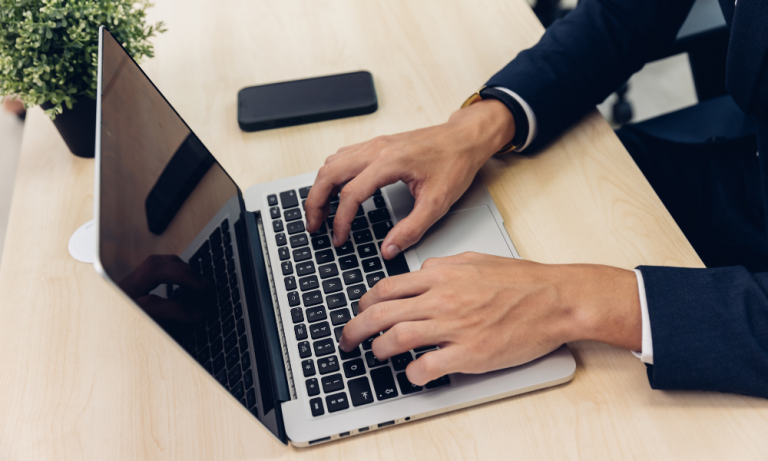 Comment utiliser l’intelligence artificielle pour sa recherche d’emploi ?