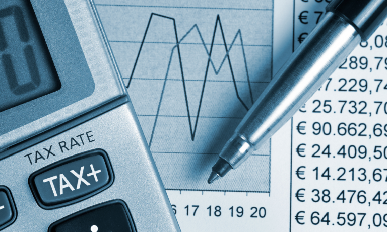 Sondage Oxfam : les Français favorables à une hausse des taxes sur les riches et les superprofits