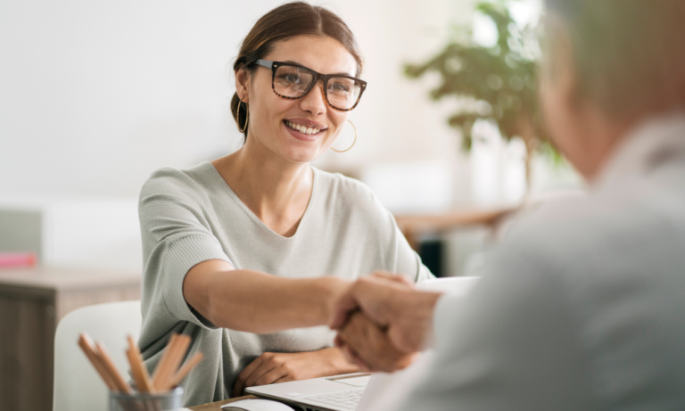 Qu’est-ce que l’intérim (contrat, avantages et inconvénients) ?