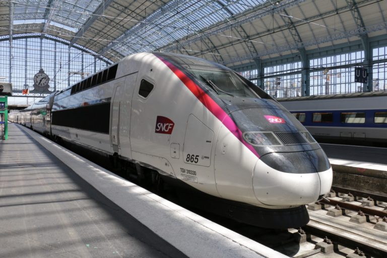 Emploi : le top 10 des entreprises qui recruteront le plus en 2025
