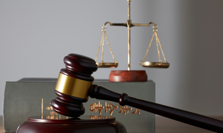 Travailler 12 jours d’affilée est désormais légal : ce que dit la justice française