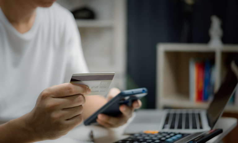 Les virements interbancaires bloqués du 25 au 28 décembre : pourquoi les paiements seront retardés